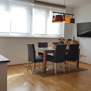  Apartment Moderne Maisonette Mit Terrasse