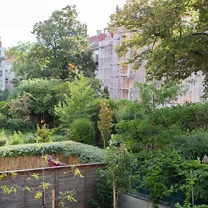  Apartment Stilvolle Mit Ruhig Gelegenem Balkon