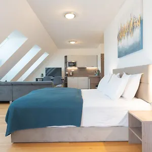  Apartman Triester