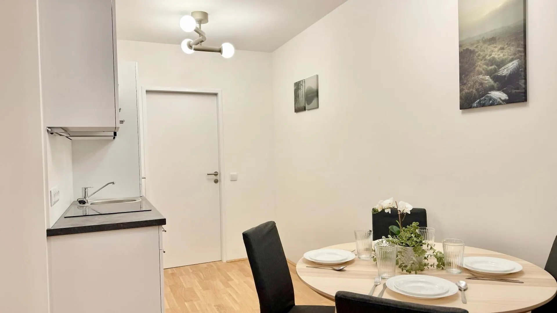 Central Modern Studio Apartment Vienna