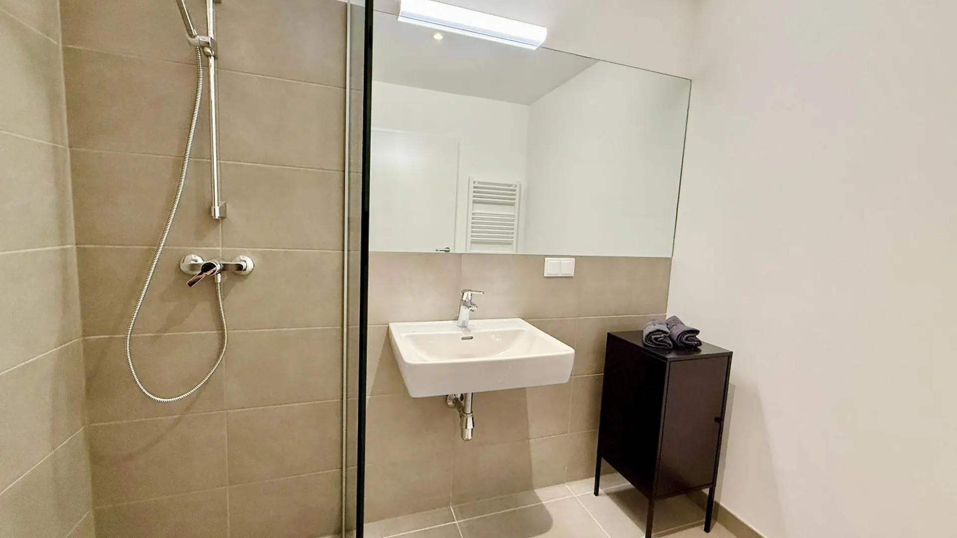 Central Modern Studio Apartment Vienna