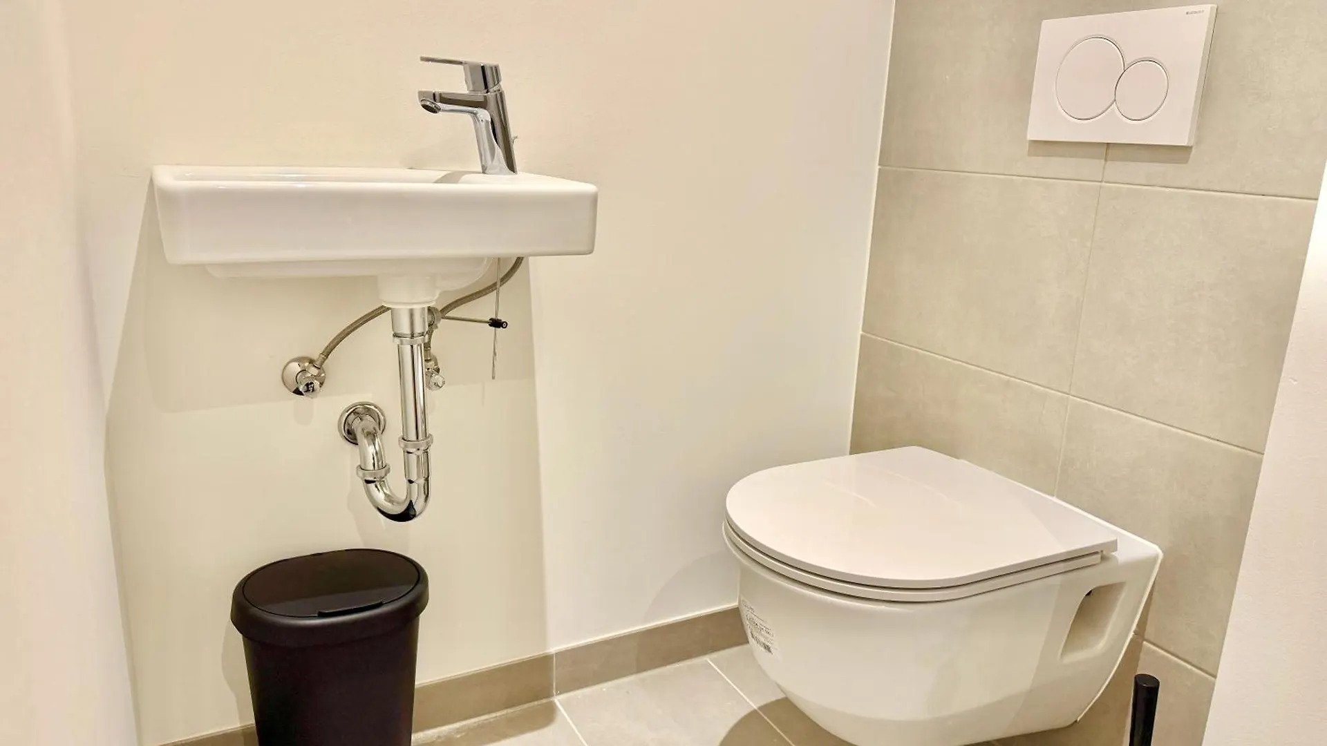 Central Modern Studio Apartment Vienna