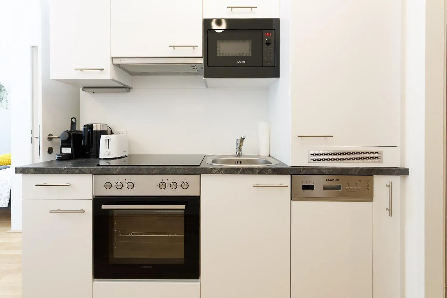 Central Modern Studio Apartment Vienna